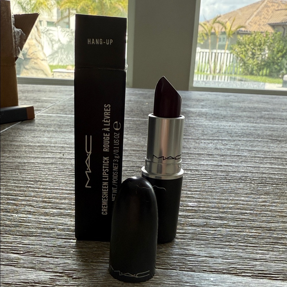 NIB MAC Cremesheen Lipstick in Hang-Up